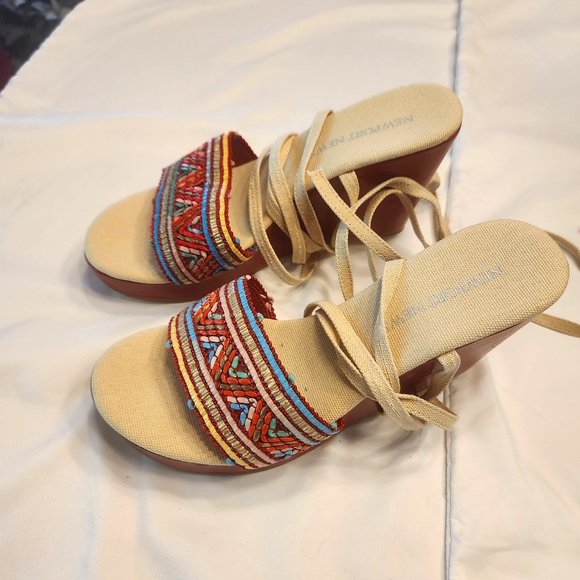Newport News Boho Sandals Women's Size 6 - Picture 1 of 4